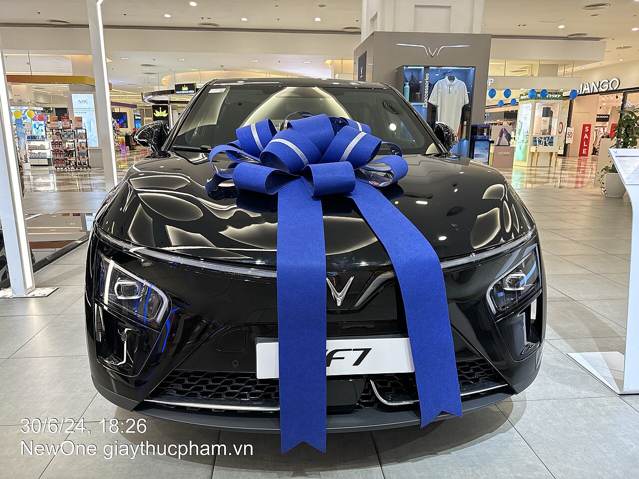 Đuôi xe và cụm đèn LED VinFast VF 7